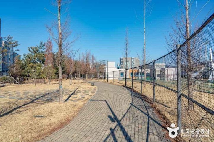 안양새물공원 여행 추천 - 메고지고
