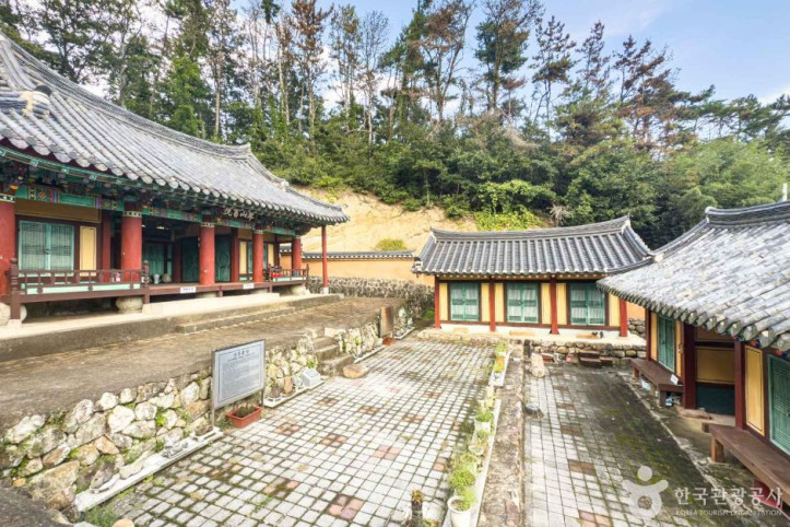 금산서원 여행 추천 - 메고지고