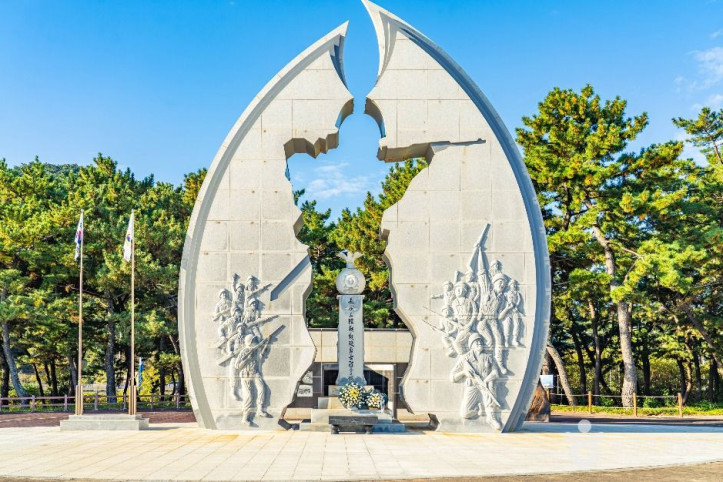장사상륙작전 전승기념공원 여행 추천 - 메고지고