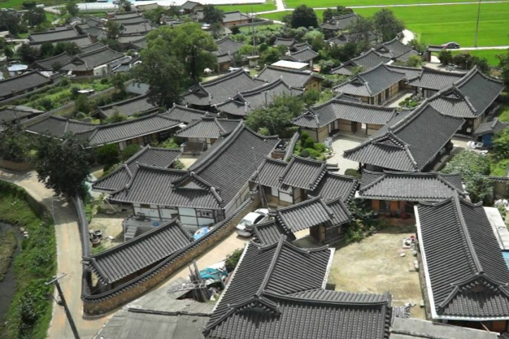 황산마을 여행 추천 - 메고지고