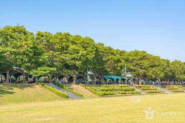 만기사 철조여래좌상 여행 추천 - 메고지고