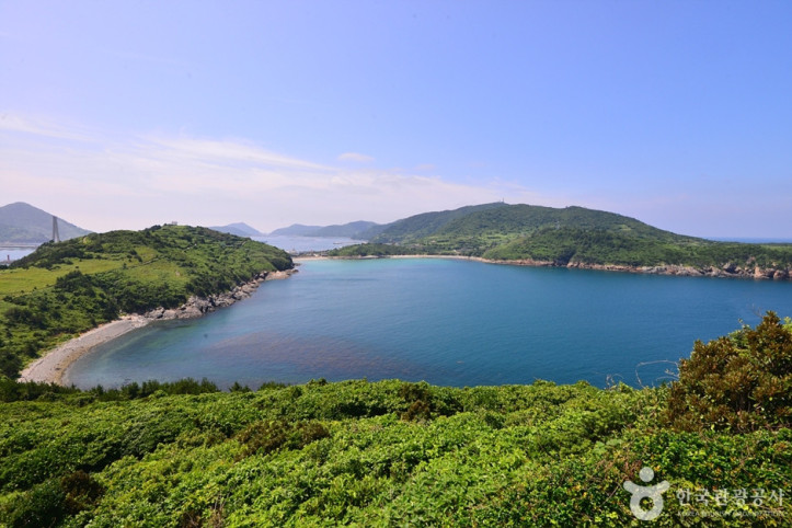 녹산등대 여행 추천 - 메고지고
