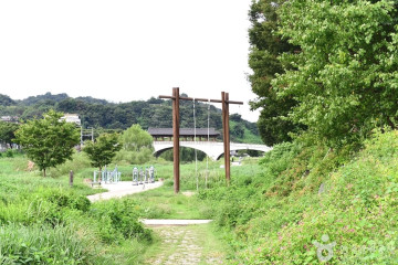덕진공원 여행 추천 - 메고지고
