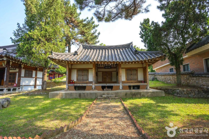용강서원 여행 추천 - 메고지고