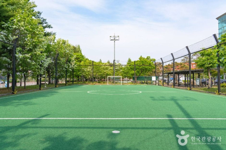 서수원체육공원 여행 추천 - 메고지고