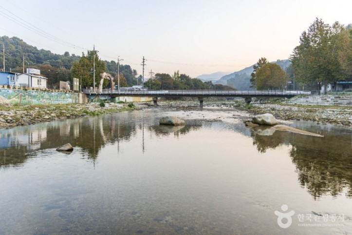 조종천계곡 여행 추천 - 메고지고