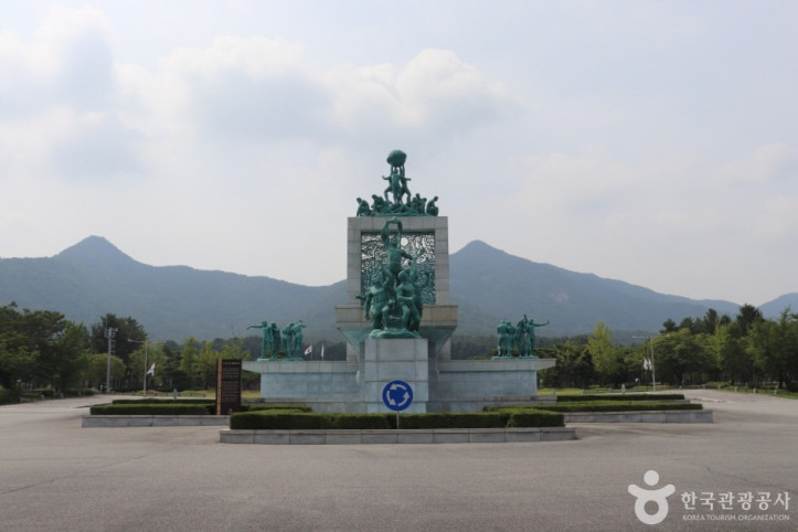 국립 대전 현충원 여행 추천 - 메고지고