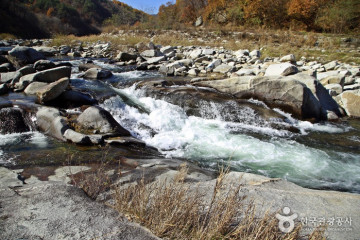 곡운구곡 (강원평화지역 국가지질공원) 여행 추천 - 메고지고