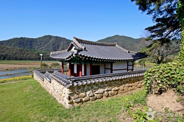 옥천 경율당 여행 추천 - 메고지고
