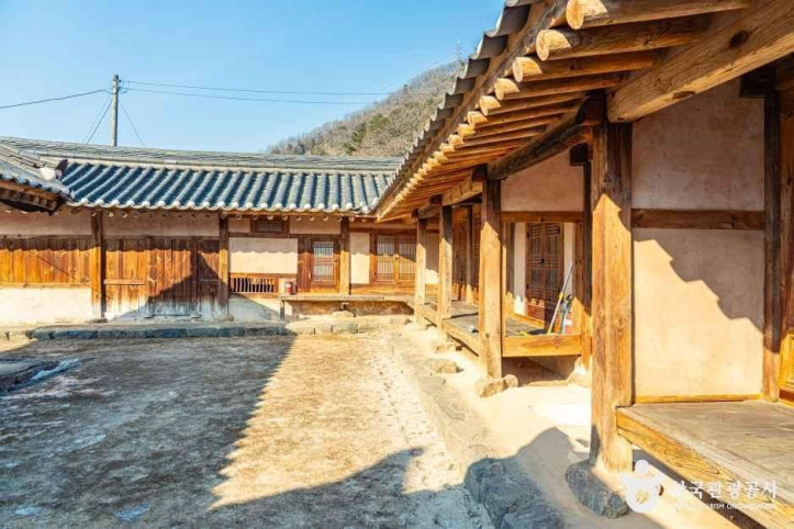이항로선생 생가 여행 추천 - 메고지고