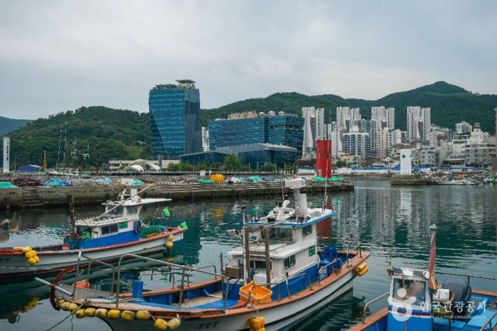 옥포항 여행 추천 - 메고지고