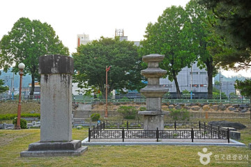 충도저수지 여행 추천 - 메고지고