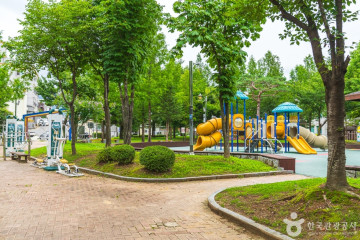 금곡소류지 여행 추천 - 메고지고