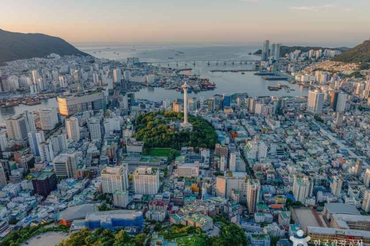 용두산공원 여행 추천 - 메고지고