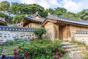 괴산 둔율 올갱이마을 여행 추천 - 메고지고