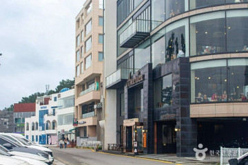 강릉 안목해맞이공원 여행 추천 - 메고지고
