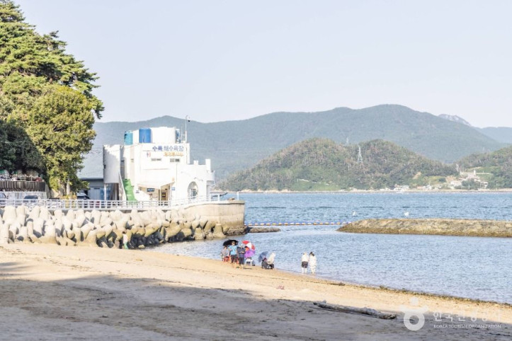 수륙해수욕장 여행 추천 - 메고지고