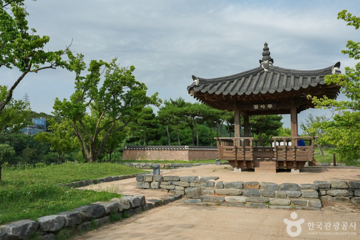 경인아라뱃길 매화동산 여행 추천 - 메고지고
