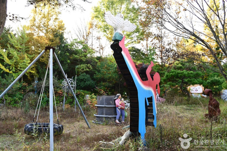 뚜라조각공원 여행 추천 - 메고지고