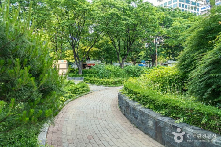둘리광장 여행 추천 - 메고지고