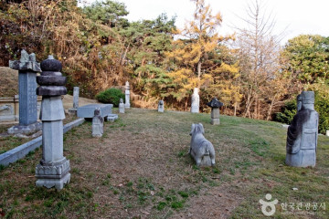 충주 부흥사 방단적석유구 여행 추천 - 메고지고