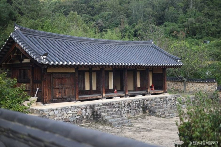사명대사 생가지 여행 추천 - 메고지고