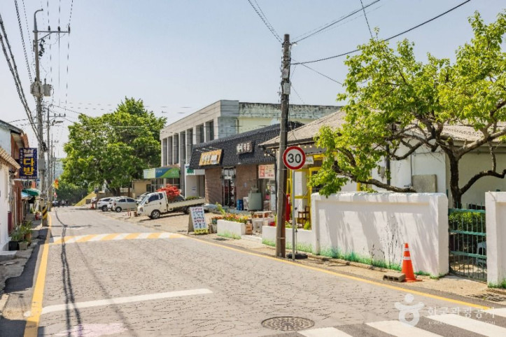 면천읍성 골목길 여행 추천 - 메고지고