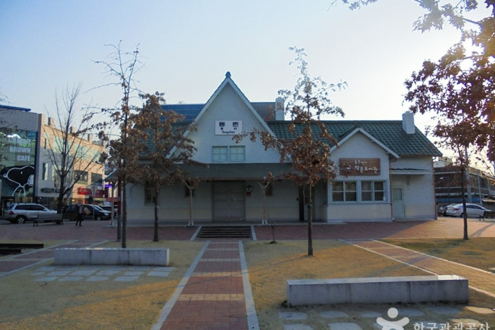 대구 구 동촌역사 여행 추천 - 메고지고