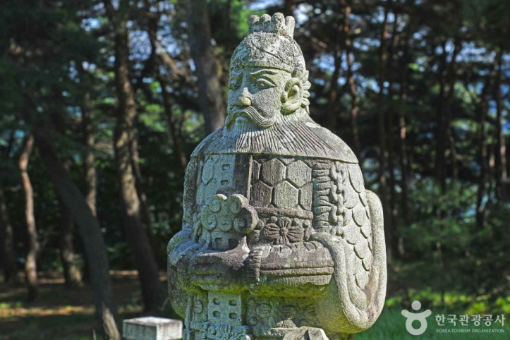 임경업 장군 묘소 여행 추천 - 메고지고