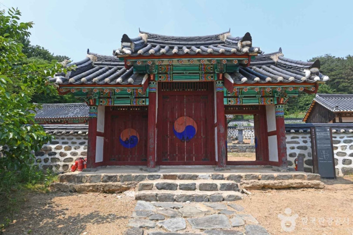 칠산서원 여행 추천 - 메고지고