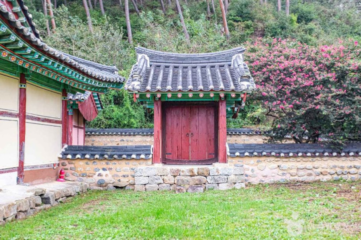 운암서원(울진) 여행 추천 - 메고지고