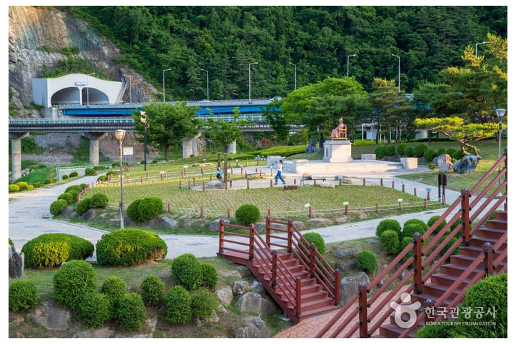 도담삼봉 여행 추천 - 메고지고