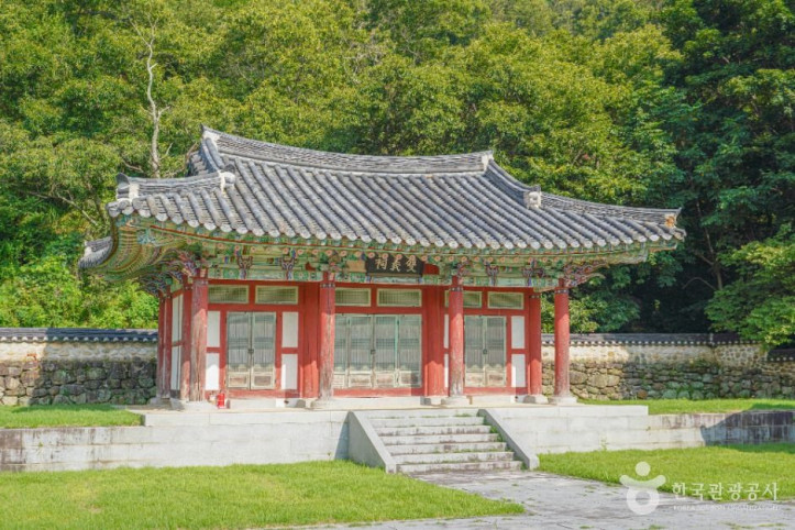 광양 형제 의병장마을 여행 추천 - 메고지고