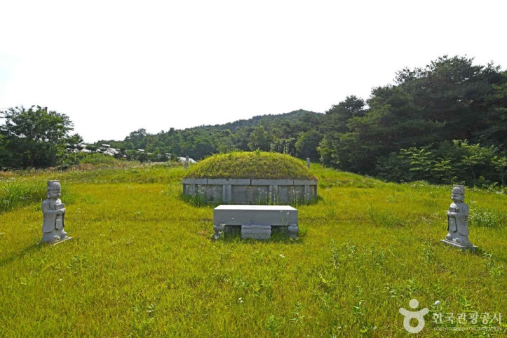 진천 이영남 묘소 여행 추천 - 메고지고