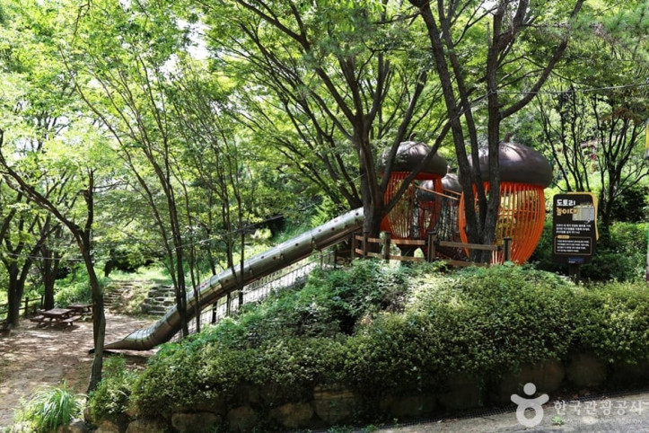황령산레포츠공원 여행 추천 - 메고지고