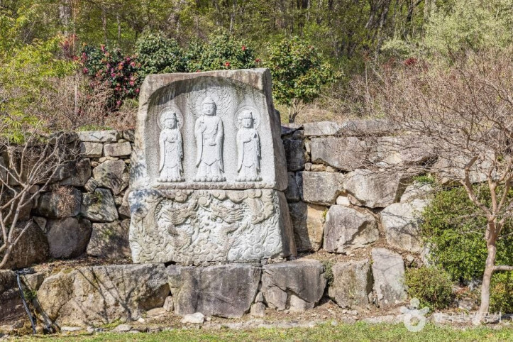 석탑사 여행 추천 - 메고지고