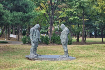 노적봉공원 여행 추천 - 메고지고