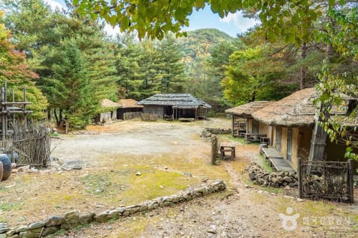 웰컴투동막골촬영지 여행 추천 - 메고지고