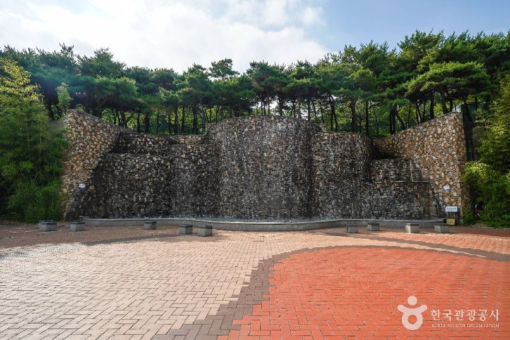 연암공원 여행 추천 - 메고지고