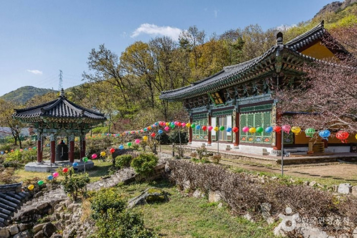 석탑사 여행 추천 - 메고지고