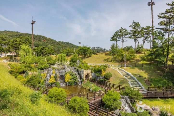 화랑마을 여행 추천 - 메고지고