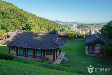 해은사(김해) 여행 추천 - 메고지고