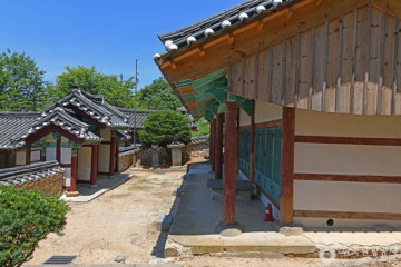 금강3공구야생초화원 여행 추천 - 메고지고