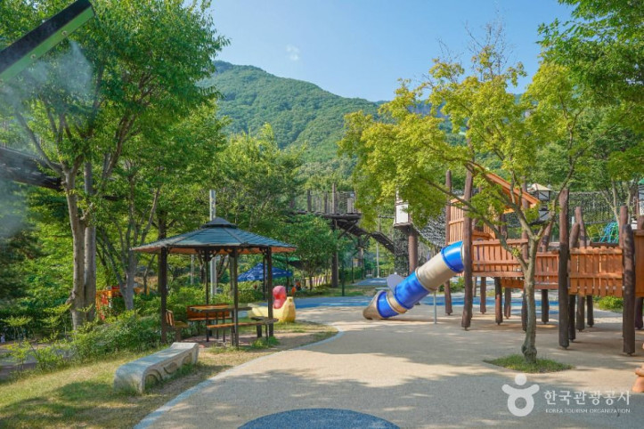 밀양 우리아이마음숲놀이터 여행 추천 - 메고지고
