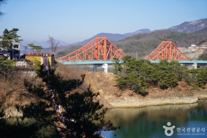 옥순대교 여행 추천 - 메고지고