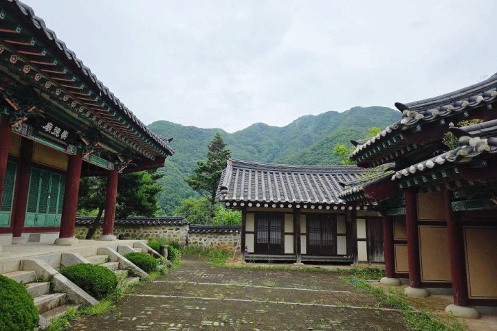 팔봉서원 여행 추천 - 메고지고