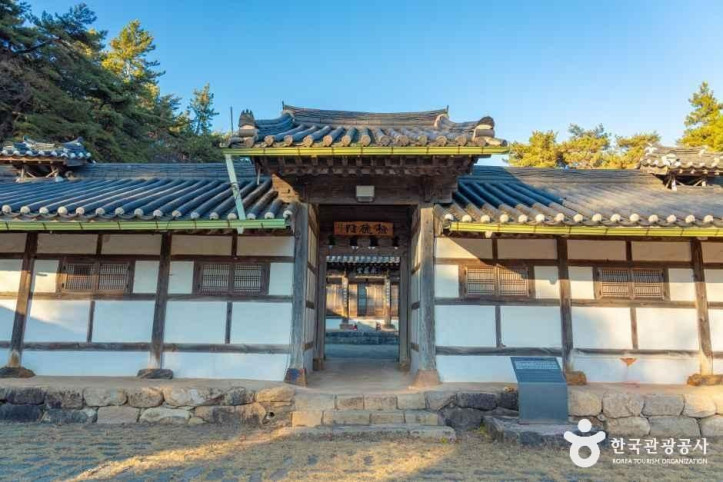 해남윤씨 영모당 여행 추천 - 메고지고