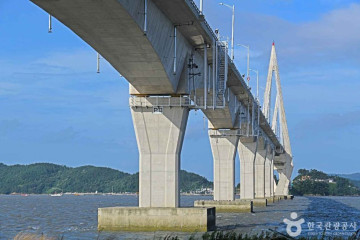 칠산타워 여행 추천 - 메고지고