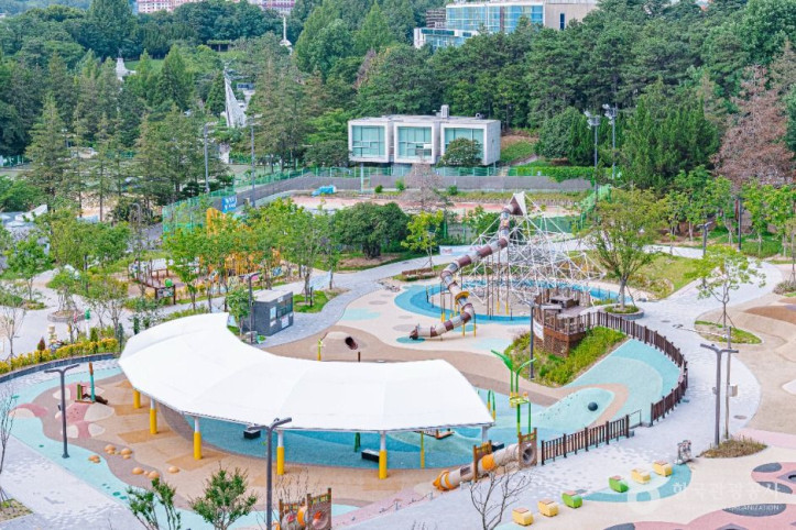 중외공원 여행 추천 - 메고지고