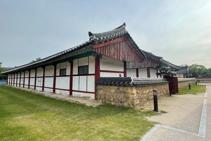 경주향교 여행 추천 - 메고지고